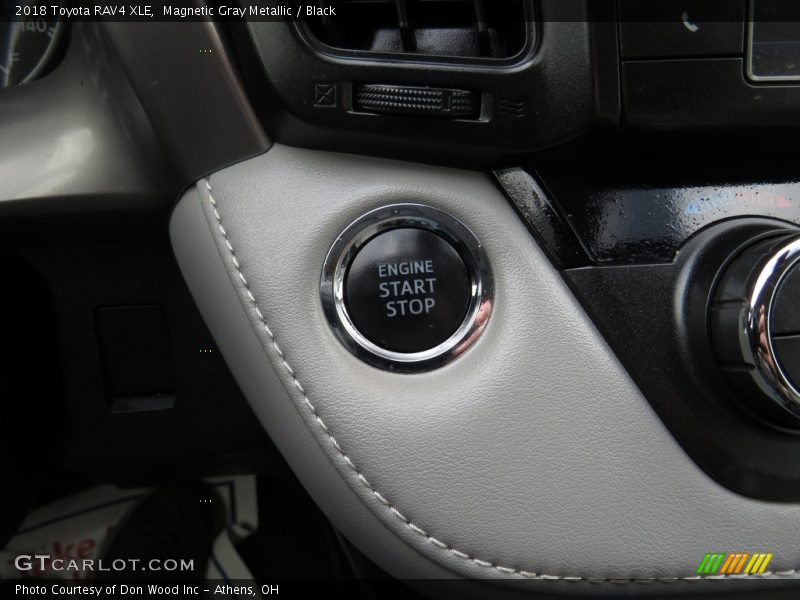 Magnetic Gray Metallic / Black 2018 Toyota RAV4 XLE