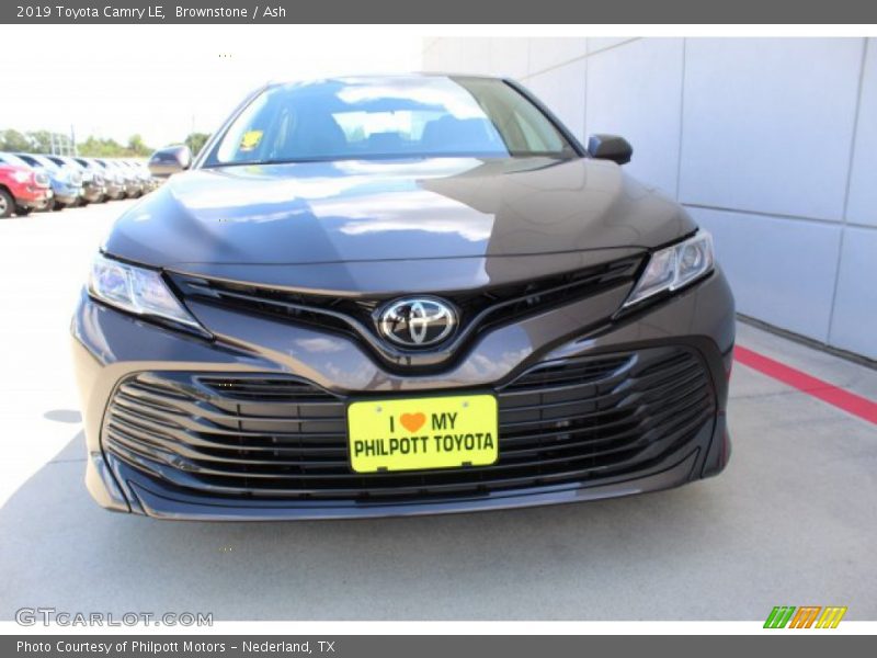 Brownstone / Ash 2019 Toyota Camry LE