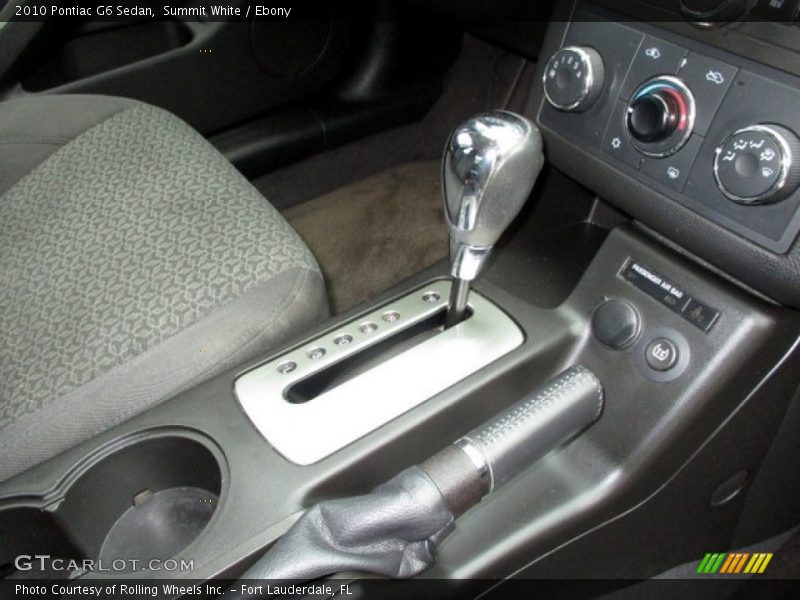 Summit White / Ebony 2010 Pontiac G6 Sedan
