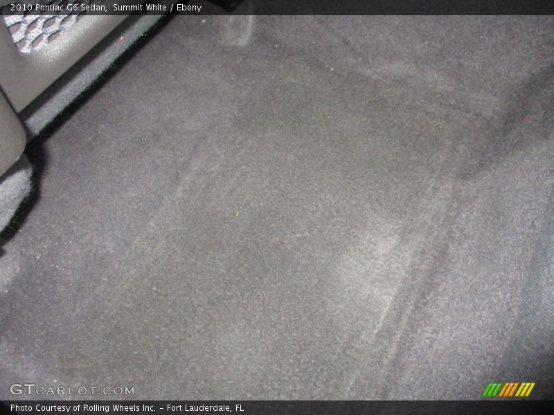 Summit White / Ebony 2010 Pontiac G6 Sedan