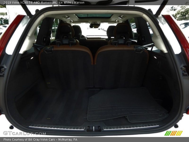 Ice White / Maroon 2019 Volvo XC90 T6 AWD Momentum