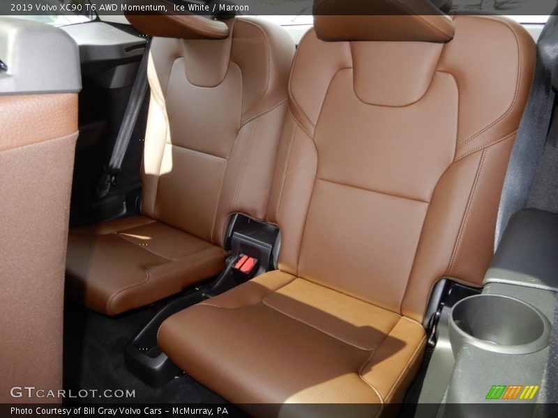 Ice White / Maroon 2019 Volvo XC90 T6 AWD Momentum