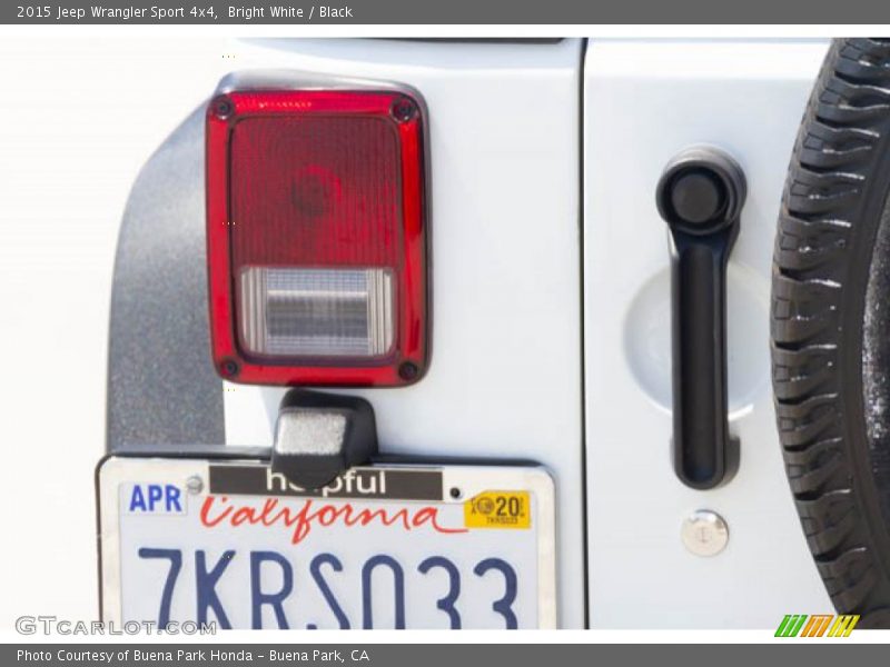 Bright White / Black 2015 Jeep Wrangler Sport 4x4