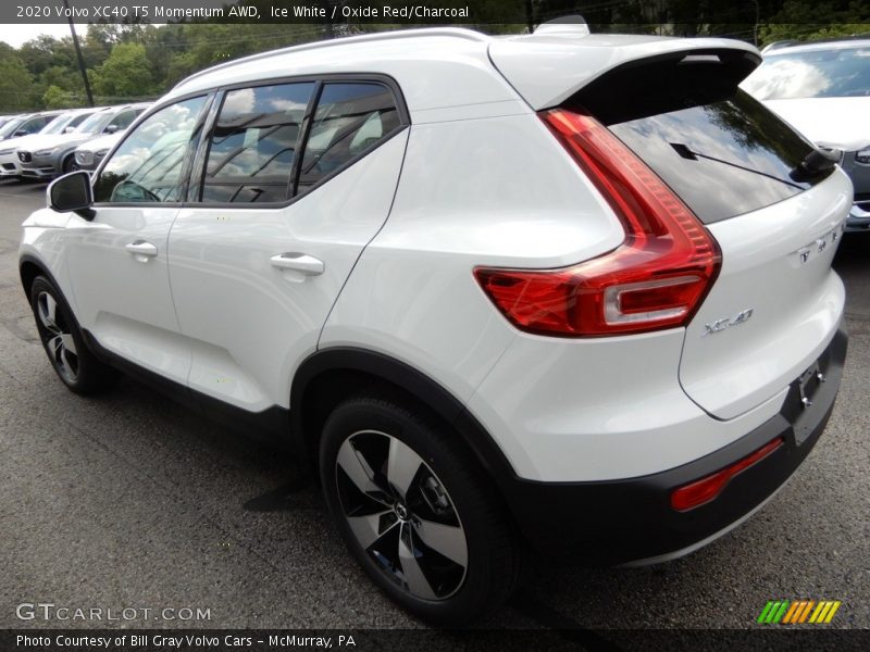 Ice White / Oxide Red/Charcoal 2020 Volvo XC40 T5 Momentum AWD