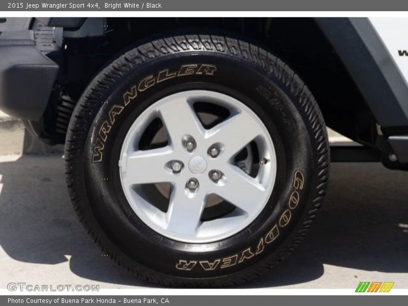 Bright White / Black 2015 Jeep Wrangler Sport 4x4