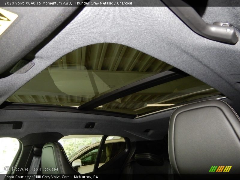 Thunder Grey Metallic / Charcoal 2020 Volvo XC40 T5 Momentum AWD