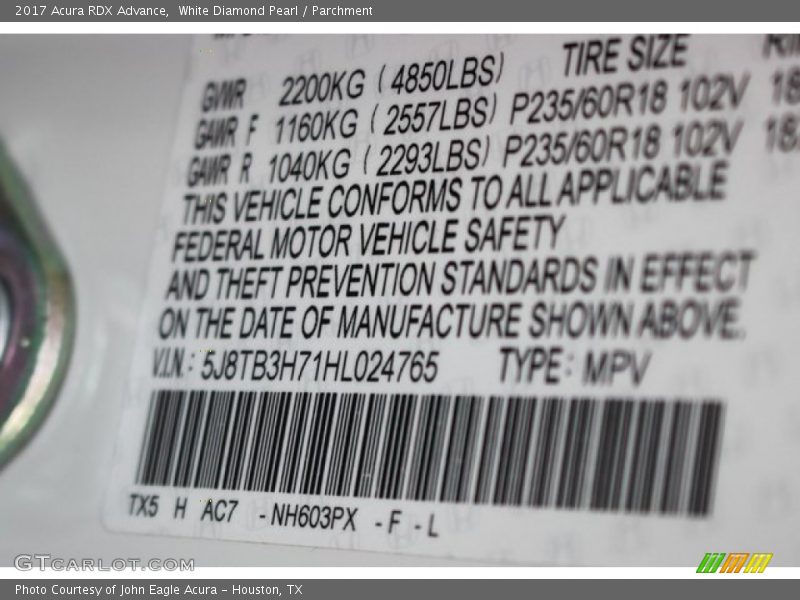 White Diamond Pearl / Parchment 2017 Acura RDX Advance