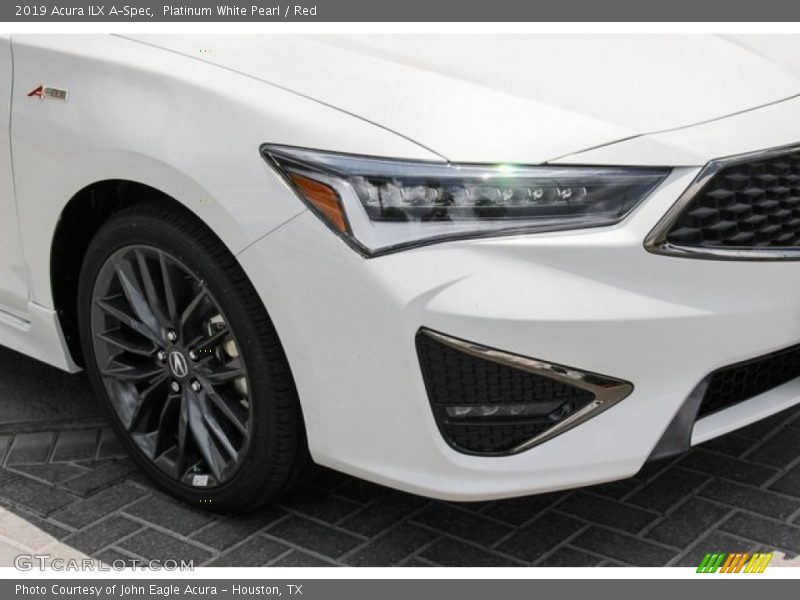 Platinum White Pearl / Red 2019 Acura ILX A-Spec