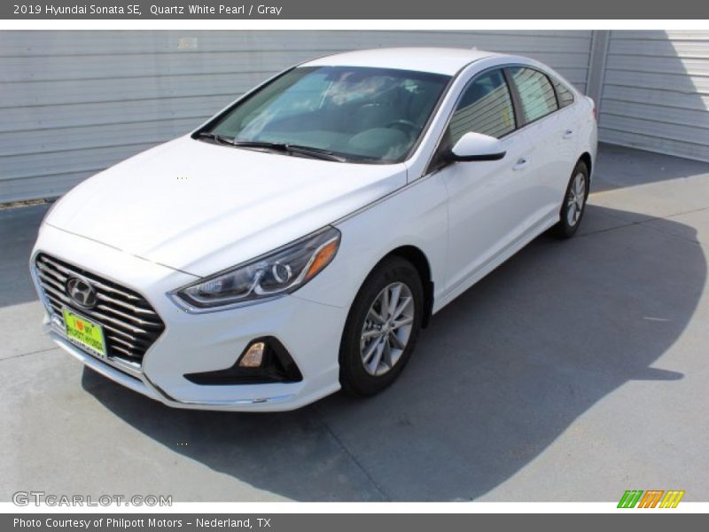 Quartz White Pearl / Gray 2019 Hyundai Sonata SE
