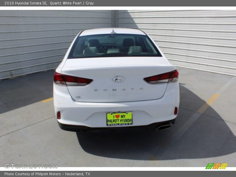 Quartz White Pearl / Gray 2019 Hyundai Sonata SE