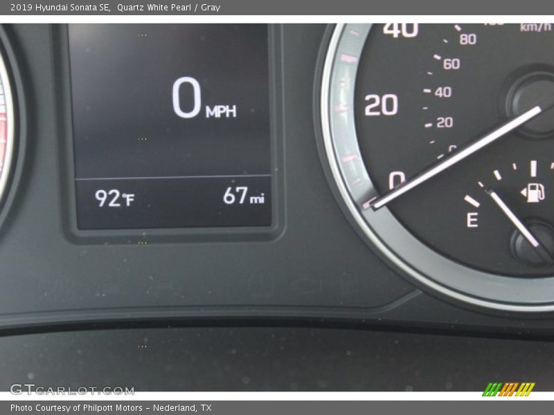 Quartz White Pearl / Gray 2019 Hyundai Sonata SE