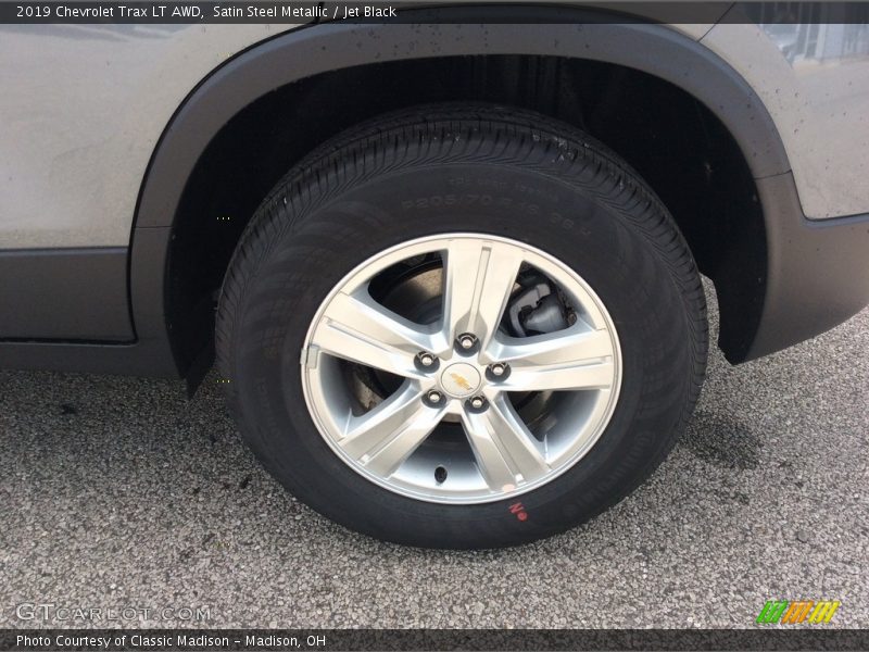 Satin Steel Metallic / Jet Black 2019 Chevrolet Trax LT AWD