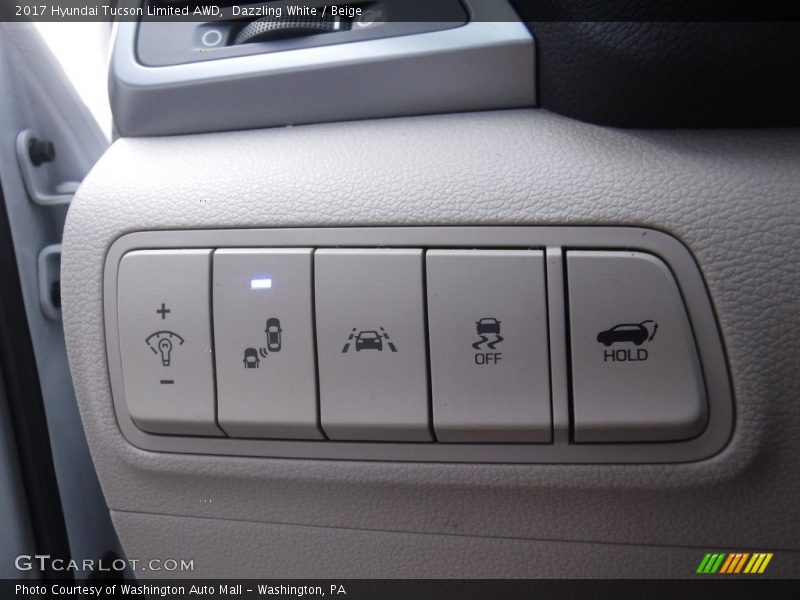 Dazzling White / Beige 2017 Hyundai Tucson Limited AWD