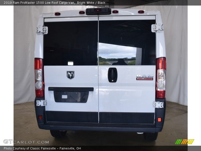 Bright White / Black 2019 Ram ProMaster 1500 Low Roof Cargo Van