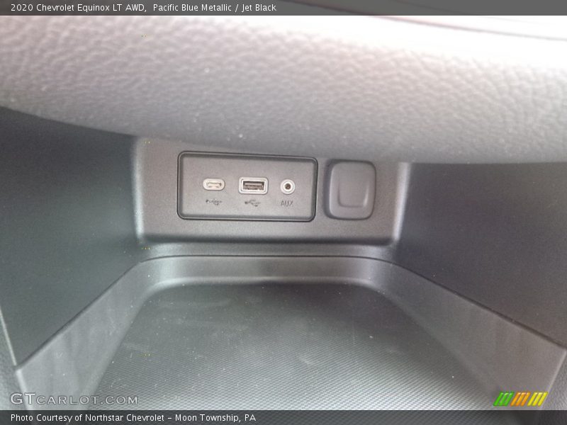 Pacific Blue Metallic / Jet Black 2020 Chevrolet Equinox LT AWD