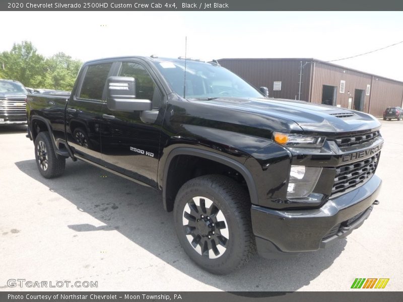 Front 3/4 View of 2020 Silverado 2500HD Custom Crew Cab 4x4