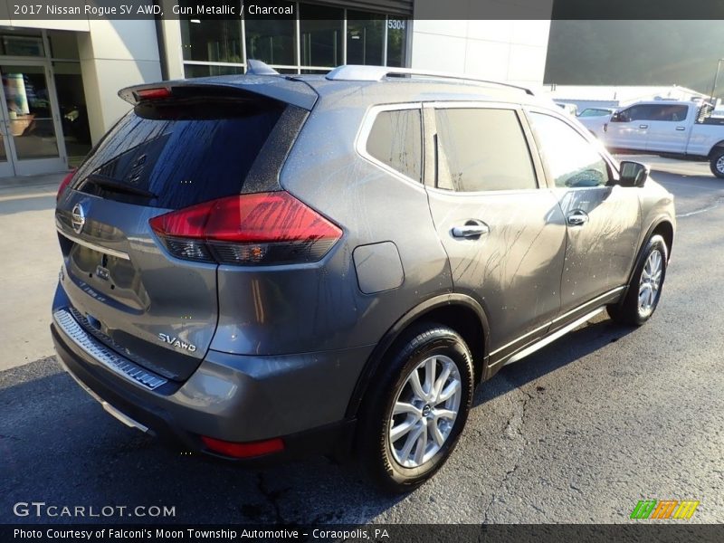 Gun Metallic / Charcoal 2017 Nissan Rogue SV AWD