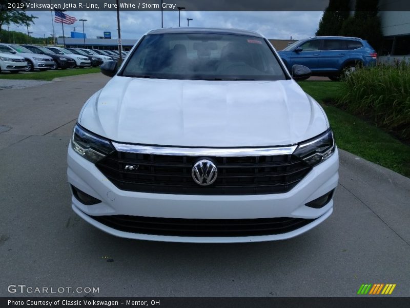 Pure White / Storm Gray 2019 Volkswagen Jetta R-Line