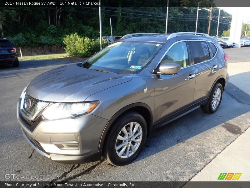 Gun Metallic / Charcoal 2017 Nissan Rogue SV AWD