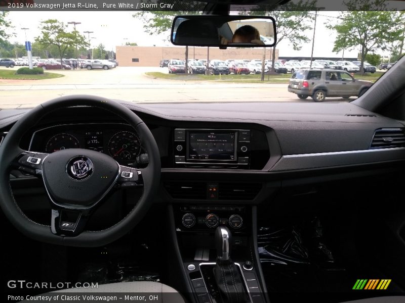 Pure White / Storm Gray 2019 Volkswagen Jetta R-Line