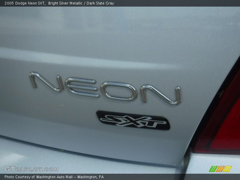 Bright Silver Metallic / Dark Slate Gray 2005 Dodge Neon SXT