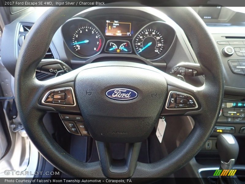 Ingot Silver / Charcoal Black 2017 Ford Escape SE 4WD