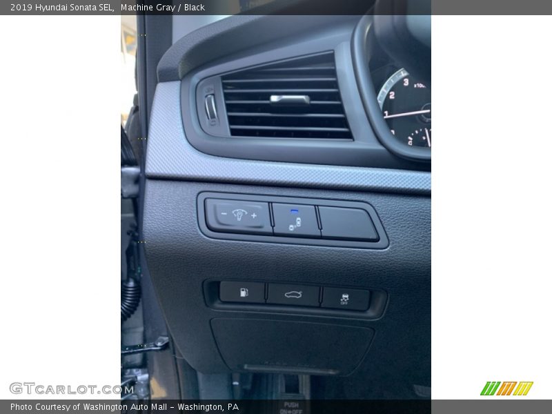 Machine Gray / Black 2019 Hyundai Sonata SEL