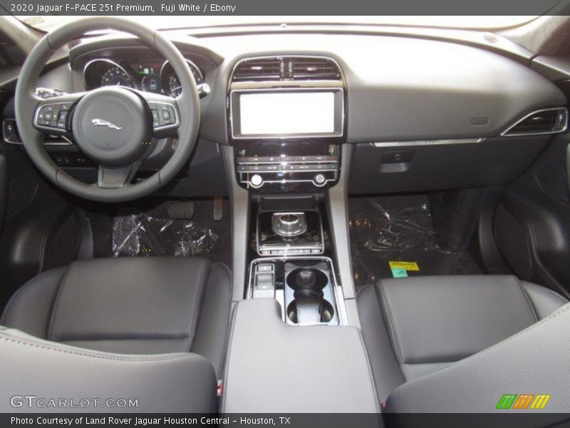 Fuji White / Ebony 2020 Jaguar F-PACE 25t Premium