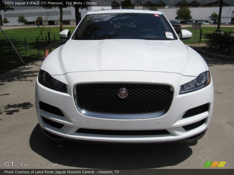 Fuji White / Ebony 2020 Jaguar F-PACE 25t Premium