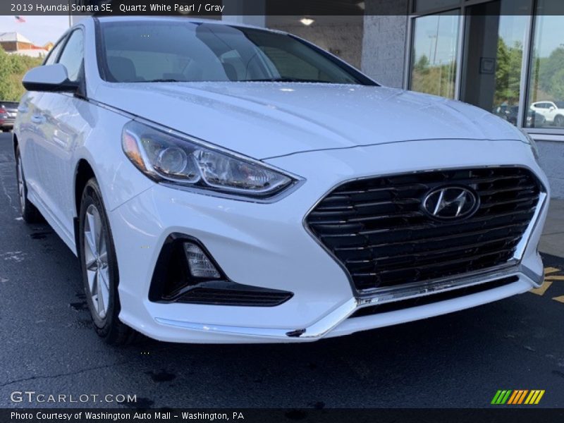 Quartz White Pearl / Gray 2019 Hyundai Sonata SE