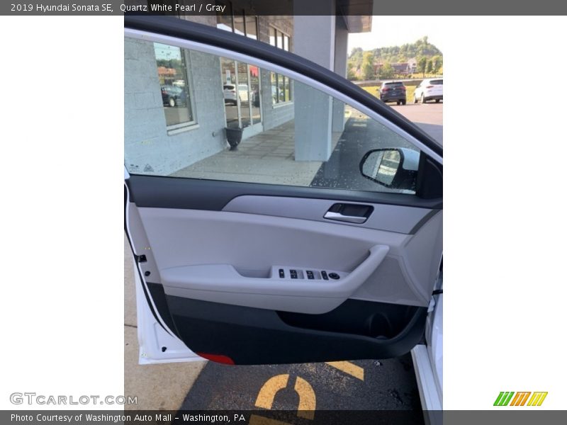 Quartz White Pearl / Gray 2019 Hyundai Sonata SE