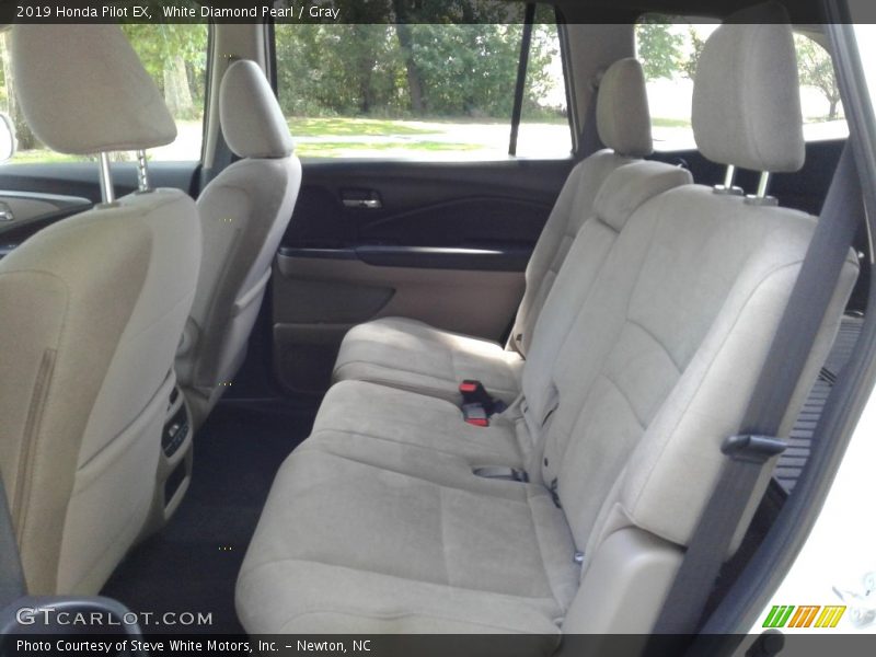 White Diamond Pearl / Gray 2019 Honda Pilot EX