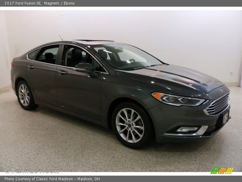 Magnetic / Ebony 2017 Ford Fusion SE