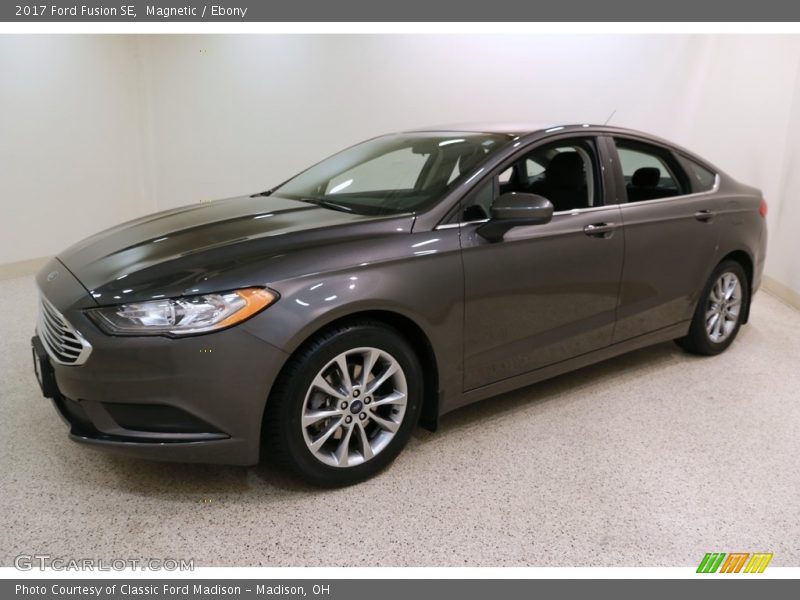 Magnetic / Ebony 2017 Ford Fusion SE