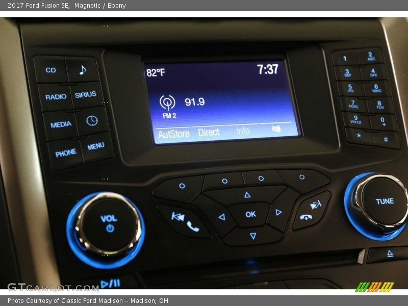 Magnetic / Ebony 2017 Ford Fusion SE
