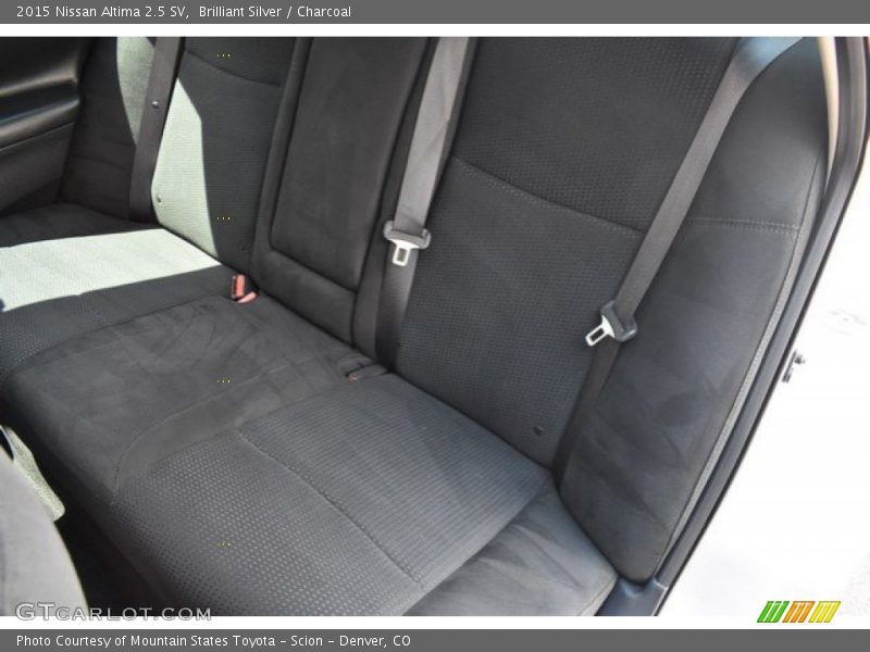 Brilliant Silver / Charcoal 2015 Nissan Altima 2.5 SV