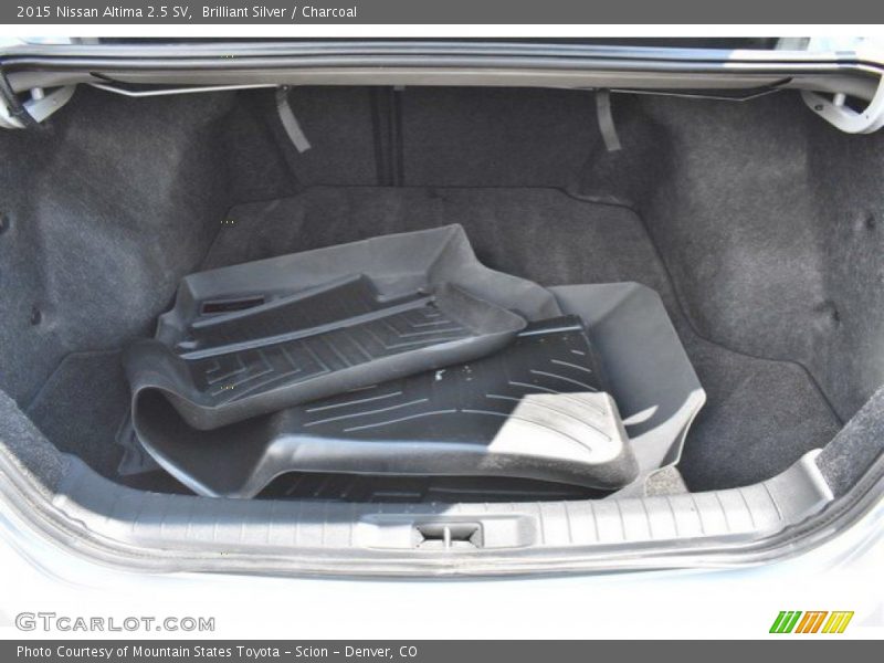 Brilliant Silver / Charcoal 2015 Nissan Altima 2.5 SV