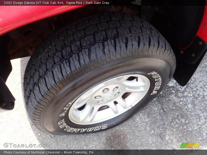 Flame Red / Dark Slate Gray 2003 Dodge Dakota SXT Club Cab 4x4
