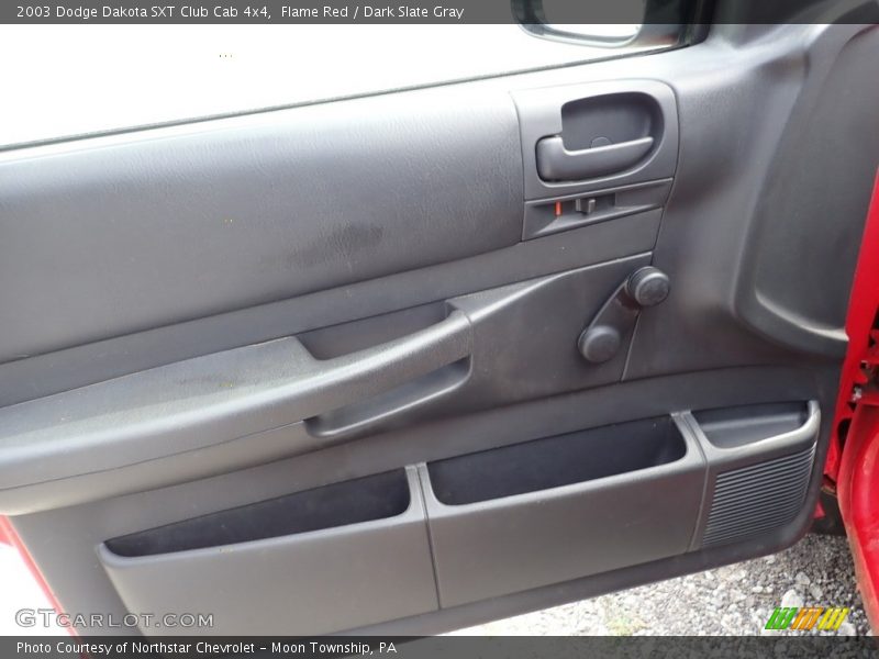 Flame Red / Dark Slate Gray 2003 Dodge Dakota SXT Club Cab 4x4
