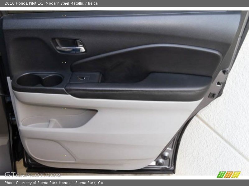 Modern Steel Metallic / Beige 2016 Honda Pilot LX