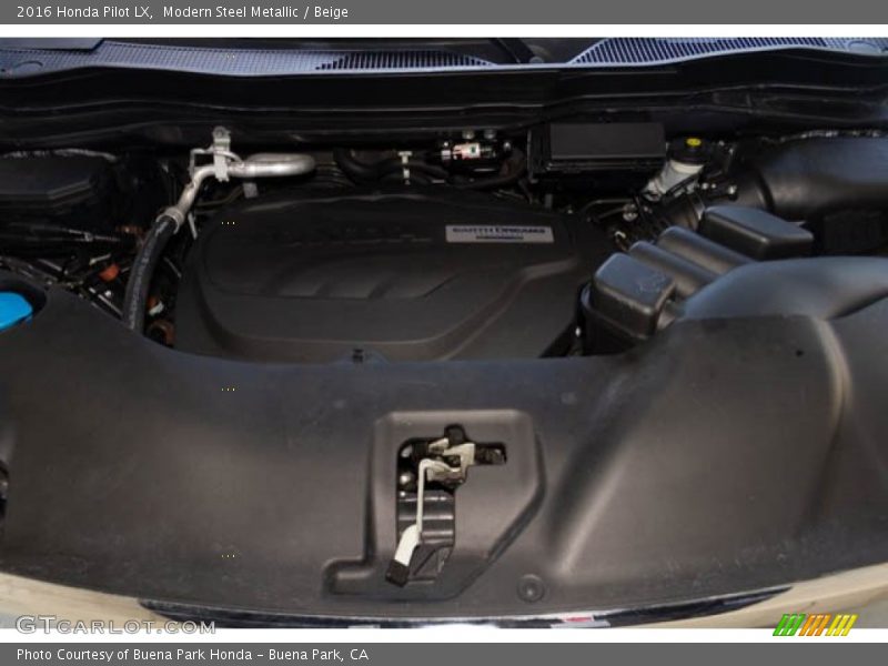 Modern Steel Metallic / Beige 2016 Honda Pilot LX