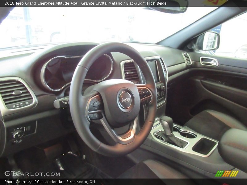 Granite Crystal Metallic / Black/Light Frost Beige 2018 Jeep Grand Cherokee Altitude 4x4