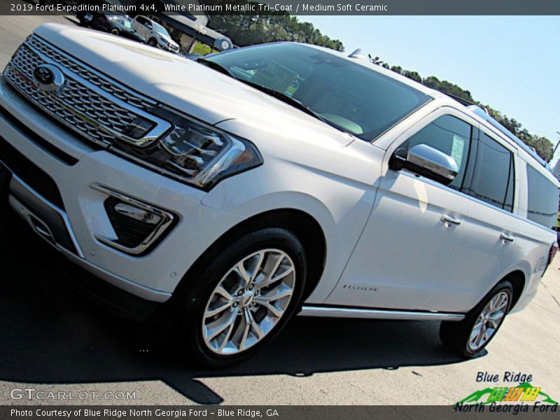 White Platinum Metallic Tri-Coat / Medium Soft Ceramic 2019 Ford Expedition Platinum 4x4