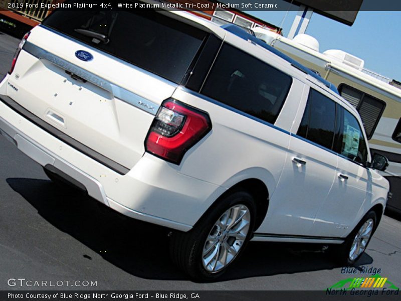White Platinum Metallic Tri-Coat / Medium Soft Ceramic 2019 Ford Expedition Platinum 4x4