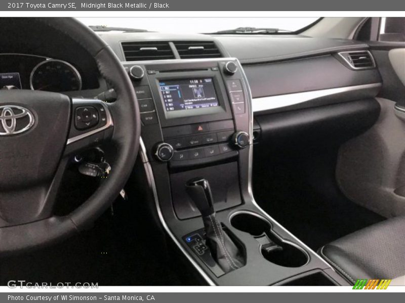 Midnight Black Metallic / Black 2017 Toyota Camry SE