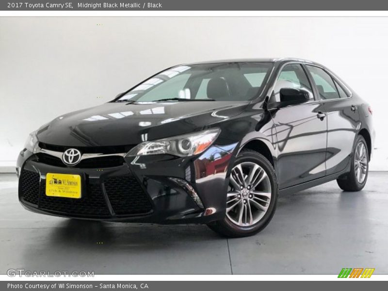 Midnight Black Metallic / Black 2017 Toyota Camry SE