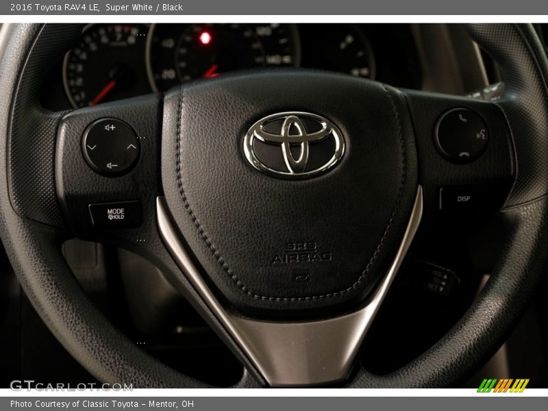 Super White / Black 2016 Toyota RAV4 LE