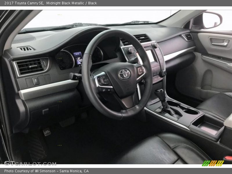 Midnight Black Metallic / Black 2017 Toyota Camry SE