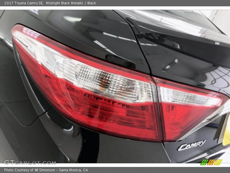 Midnight Black Metallic / Black 2017 Toyota Camry SE
