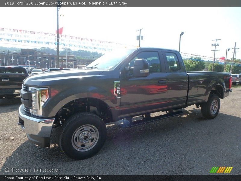 Magnetic / Earth Gray 2019 Ford F350 Super Duty XL SuperCab 4x4